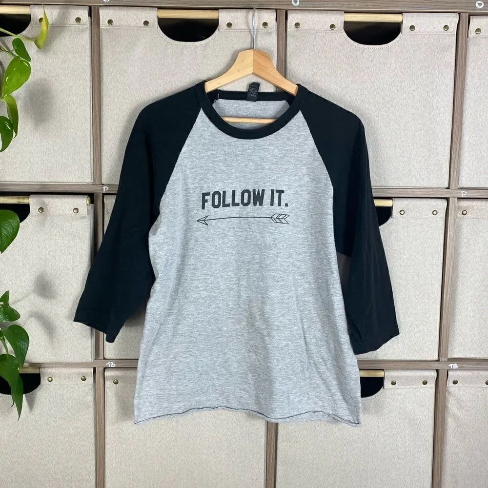 Kacey Musgraves arrow baseball tee 3/4 sleeve